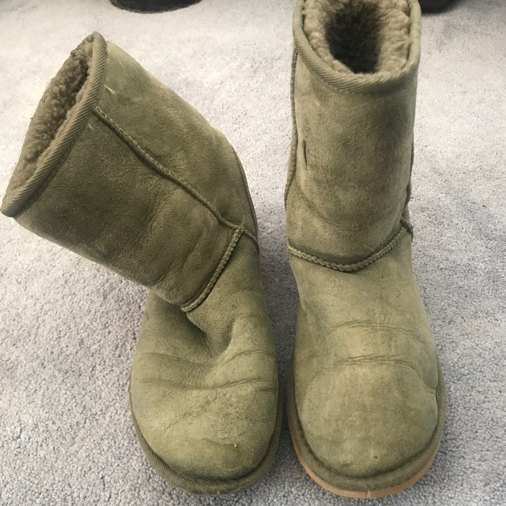 Classic style women’s uggs